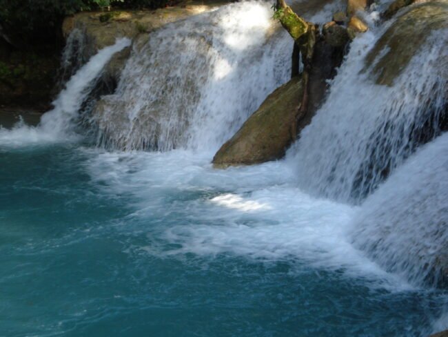 About-Jamaica-Land-of-Wood-and-Water