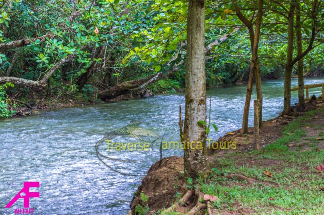 white-river-tubing-002