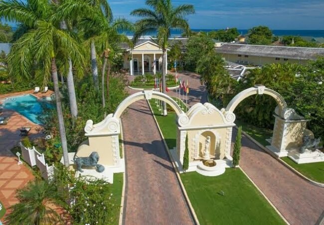 Sandals Royal Caribbean
