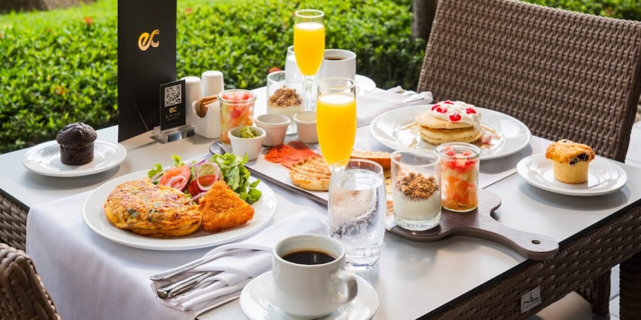 Elite Club breakfast