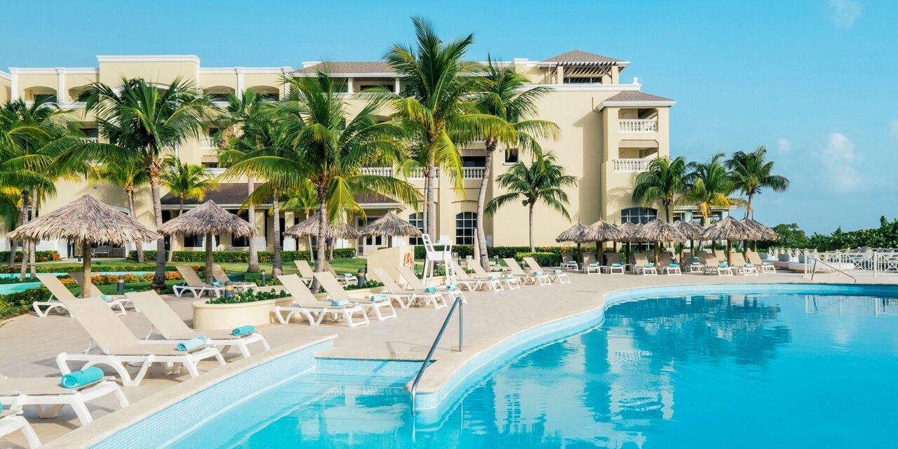 Iberostar Waves Rose Hall Beach